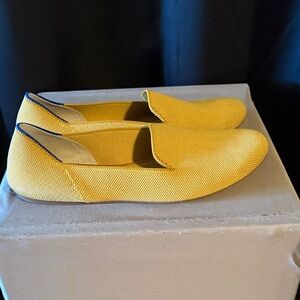 Elegant Yellow Women's Loafers